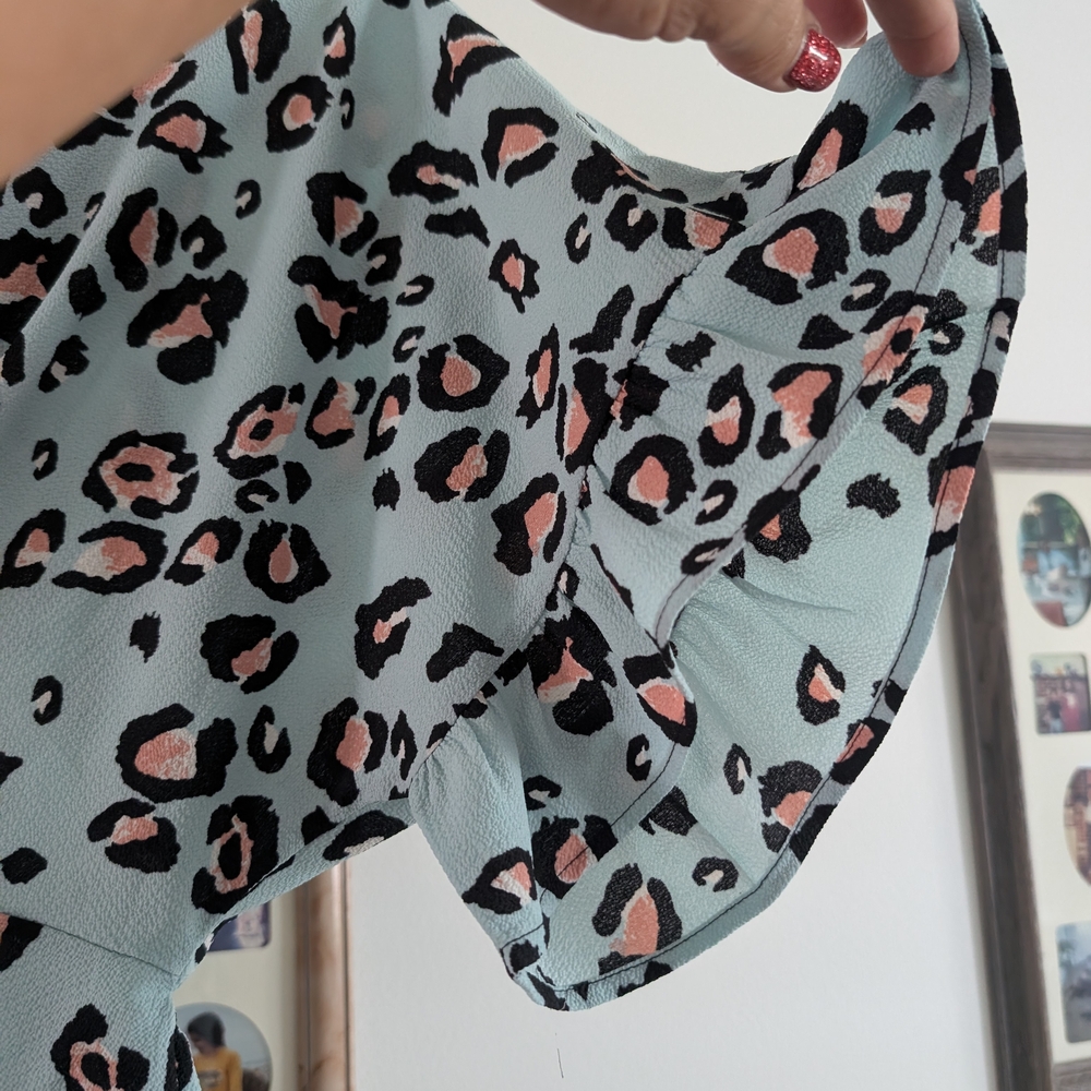 Blue Leopard Print Ruffle Sleeve Top - Picture 2 of 6